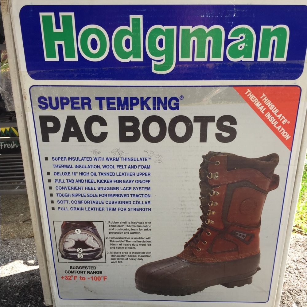 Winter boots new in box men’s size 8